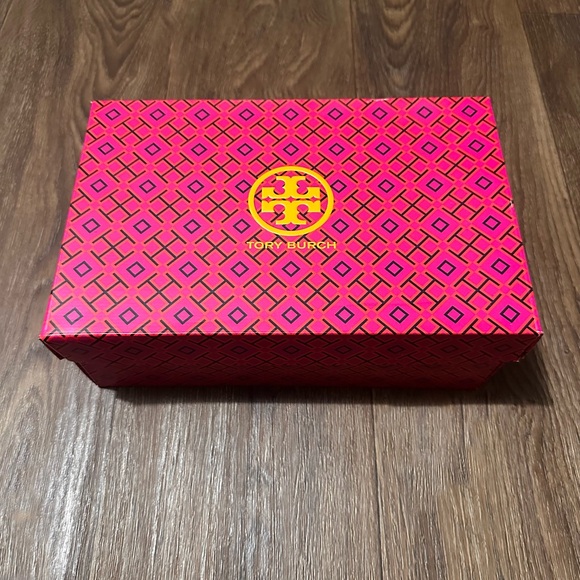 Tory Burch Hank Sneakers - Picture 8 of 8